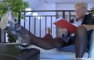 Трахнул злую начальницу в офисе