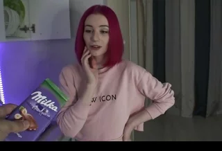 Извинился шоколадкой и русским сексом