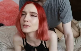 Домашний секс с рыжей девушкой