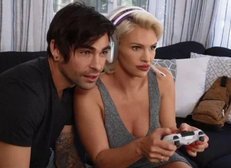 Компьютерная игра помогла трахнуть мамку друга