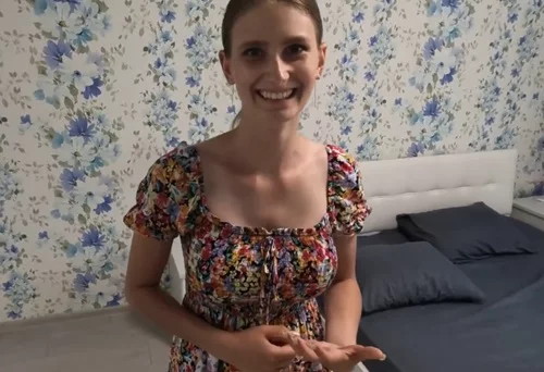 Даша сегодня заболела, я вместо неё сделаю перевязку и минет