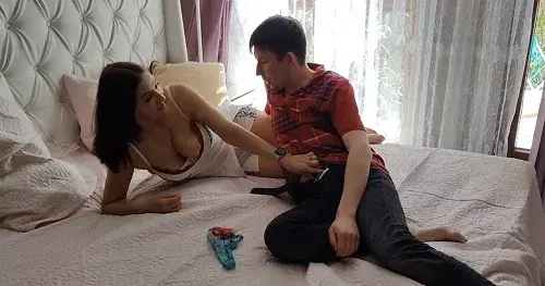 Я давно не был в мамке моего друга, это так волнительно!