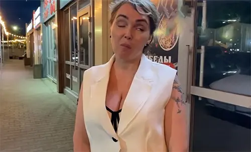 Красавчик,  я обычно не знакомлюсь, но поехали сейчас к тебе